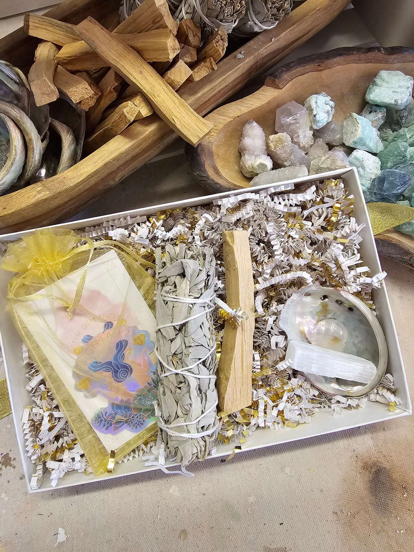 Load image into Gallery viewer, Customizable Healing Smudge Kit Gift Box for Holiday Present with Sage, Palo Santo, Abalone Shell, Selenite, and Crystals
